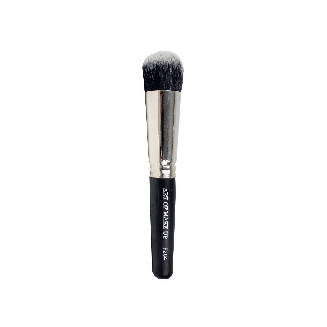 kim-brushes-foundation-blush-s