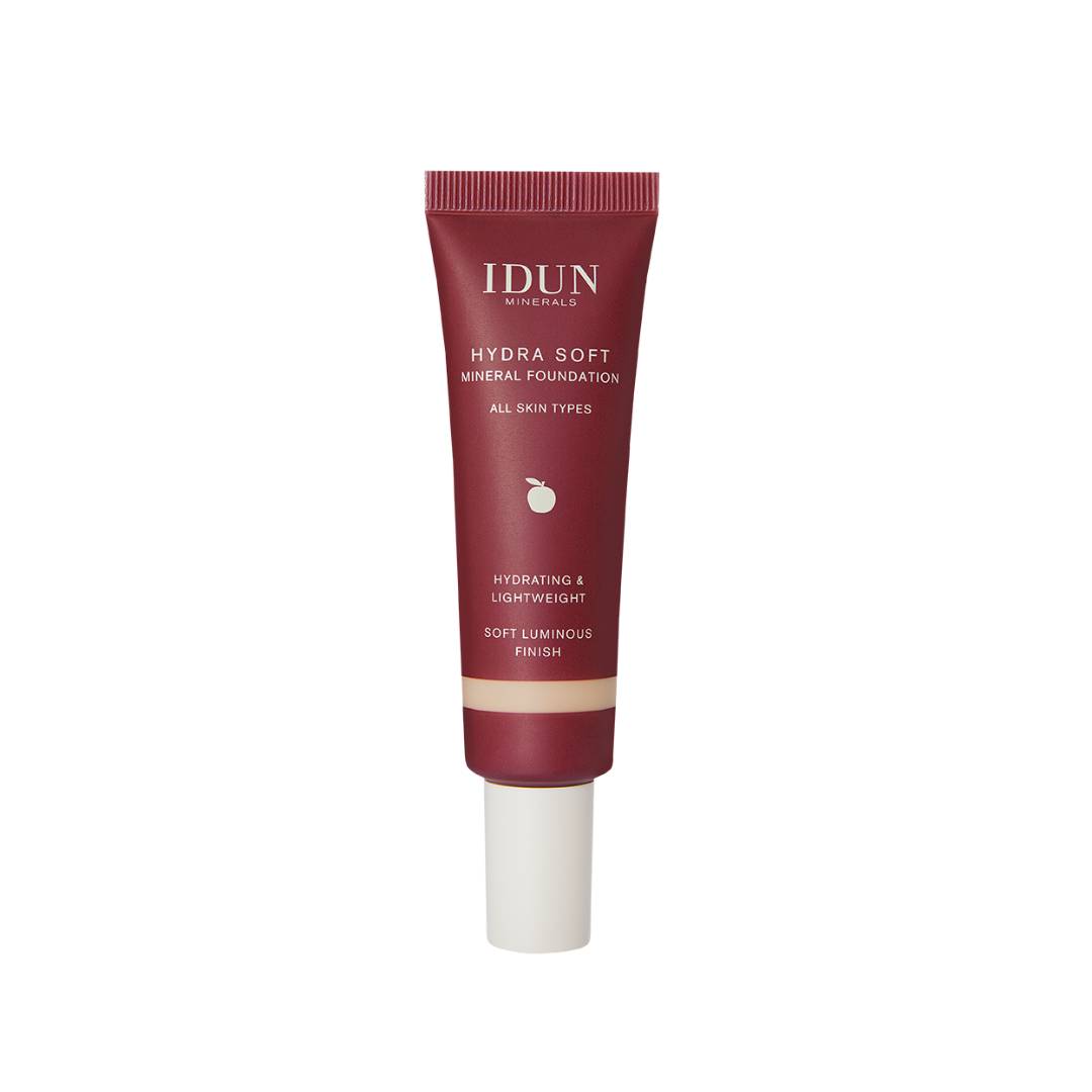 idun-hydrasoft-mineral-foundation-freja